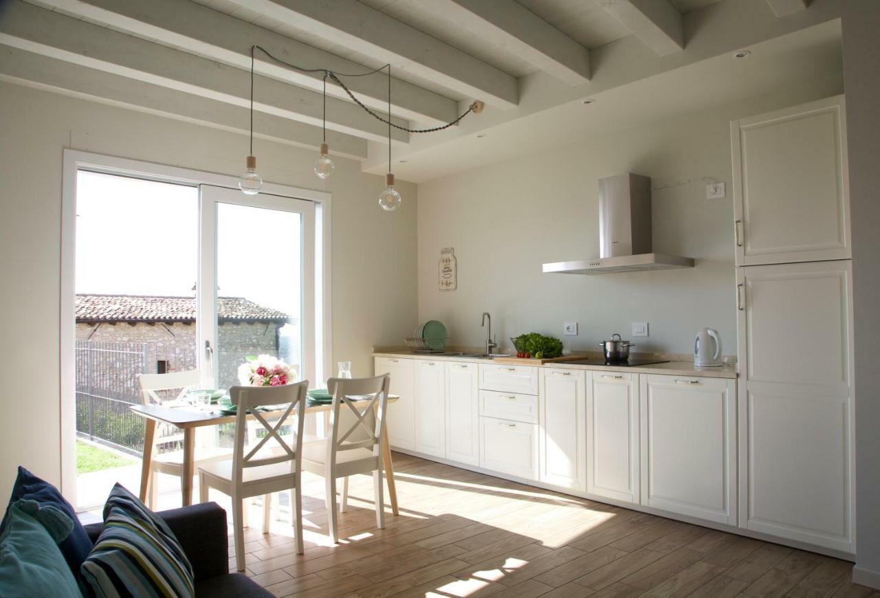 La Cornice Sul Garda - Your Home Villanuova sul clisi ภายนอก รูปภาพ